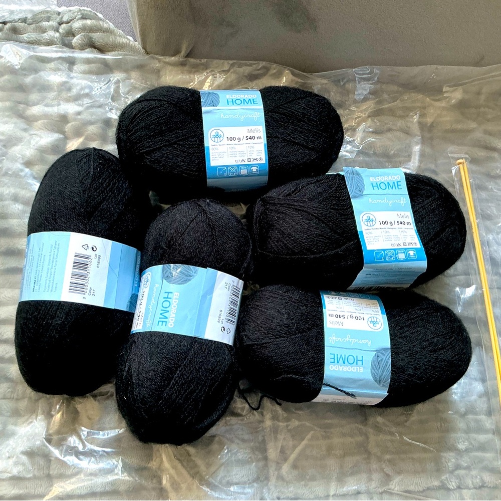 Beautiful MOHAIR/ WOOL blend yarn NEW 🧶🧶🧶
